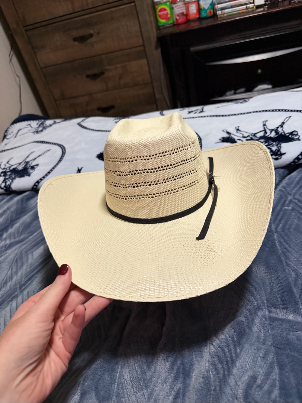 Men’s 7 1/8 Cody Johnson resistol straw hat